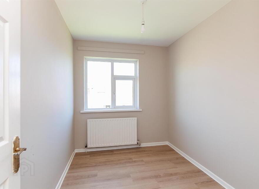 25 Hollybrook Grove, Newtownabbey, BT36 4ZR