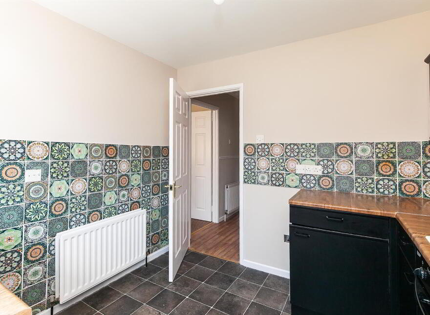 25 Hollybrook Grove, Newtownabbey, BT36 4ZR