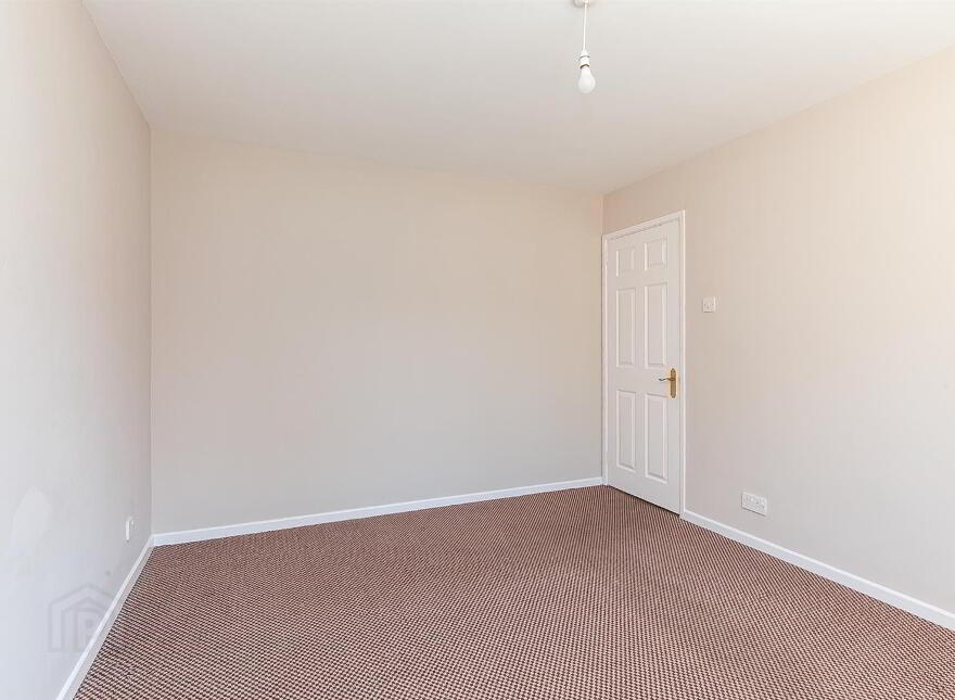 25 Hollybrook Grove, Newtownabbey, BT36 4ZR