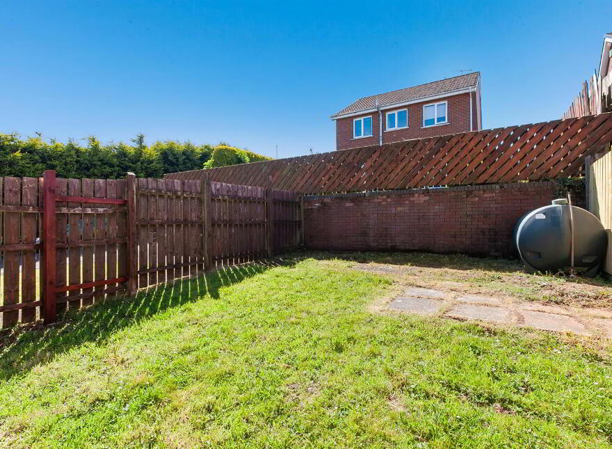 25 Hollybrook Grove, Newtownabbey, BT36 4ZR