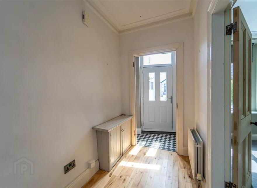 35 Groomsport Road, Bangor, BT20 5LW
