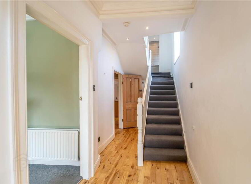 35 Groomsport Road, Bangor, BT20 5LW