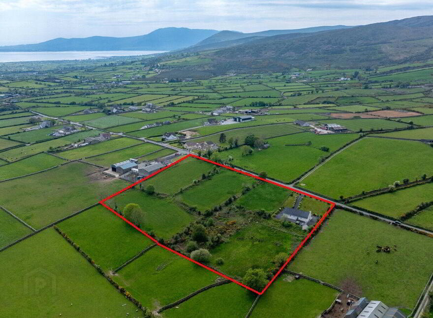85 Tullyframe Road, Kilkeel, Newry, BT34 4RZ