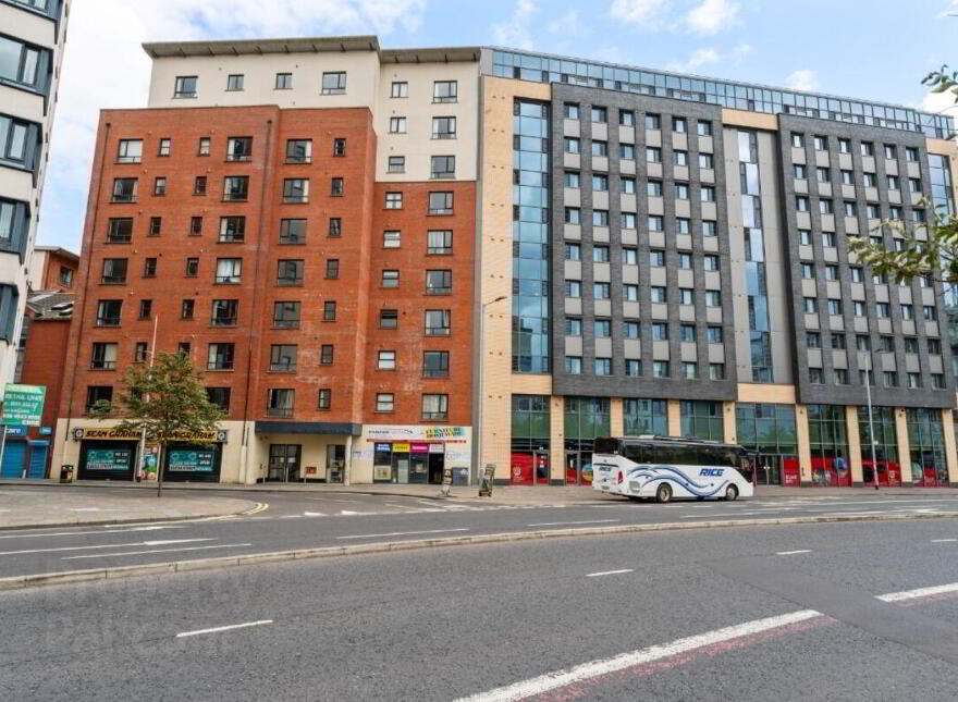 308 College Court Central, Belfast, BT1 6BF photo