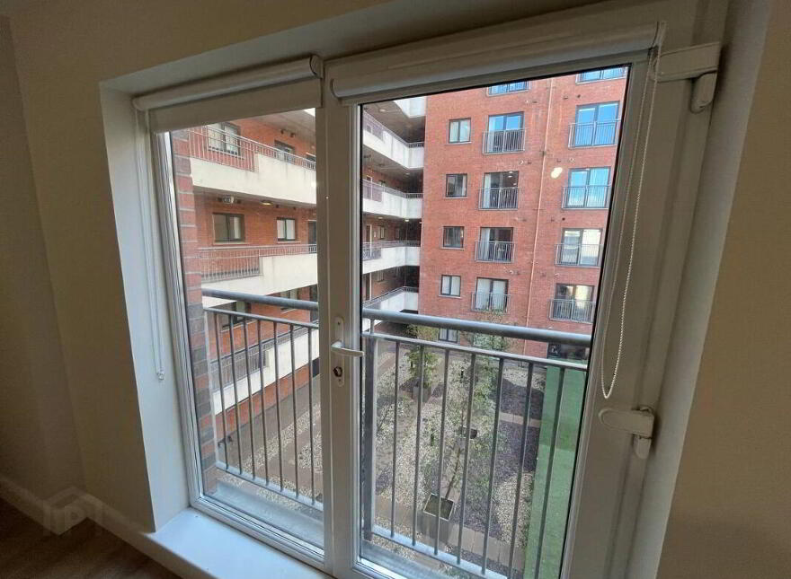 308 College Court Central, Belfast, BT1 6BF