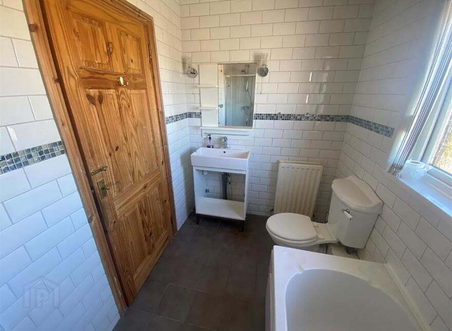 2 Church Drive, Bangor, BT20 3EE