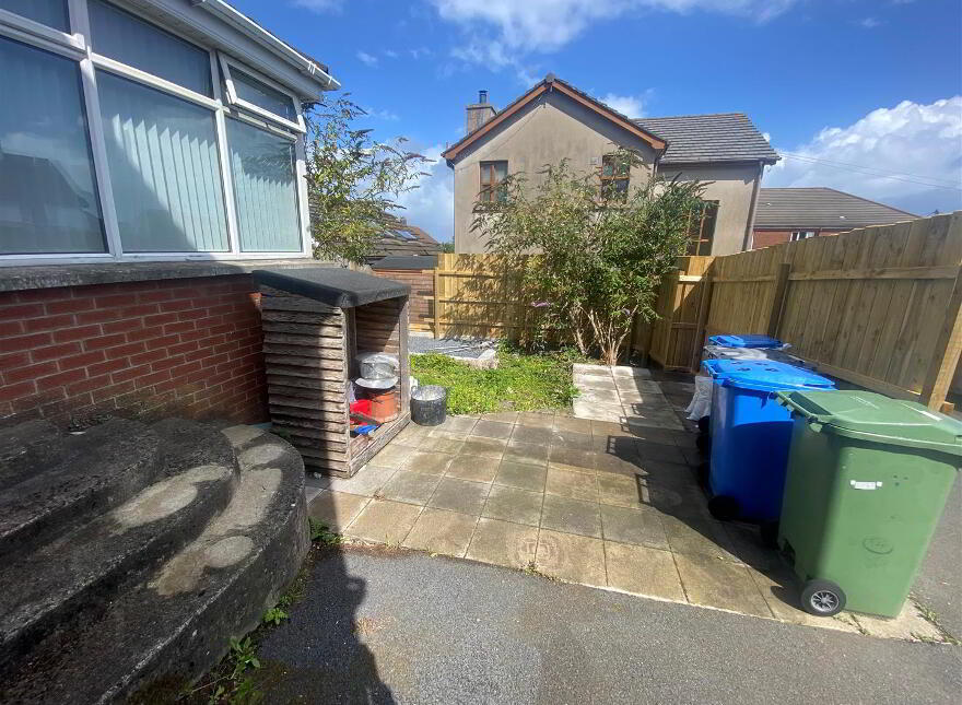 2 Church Drive, Bangor, BT20 3EE
