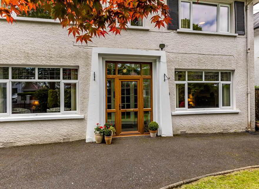38 Malone Hill Park, Off Malone Road, Belfast, BT9 6RE