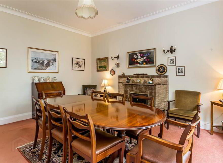 38 Malone Hill Park, Off Malone Road, Belfast, BT9 6RE