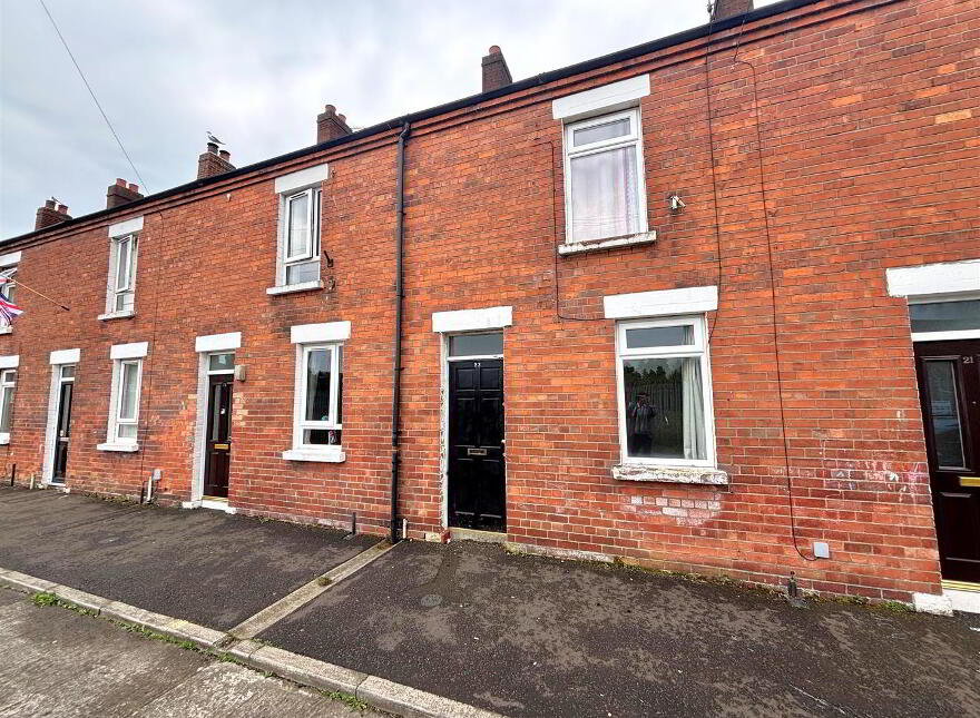 23 Caledon Street, Belfast, BT13 3AX