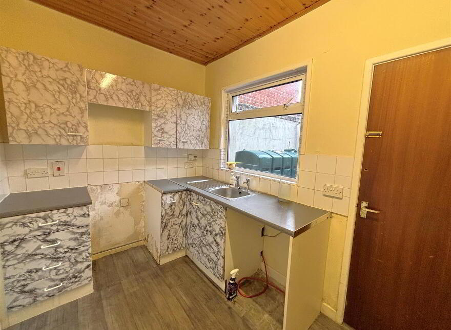 23 Caledon Street, Belfast, BT13 3AX
