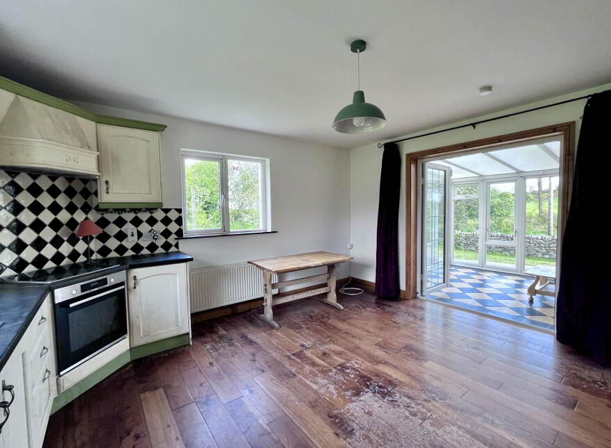 Knockawaddra, Rossmore, Clonakilty, P85E278