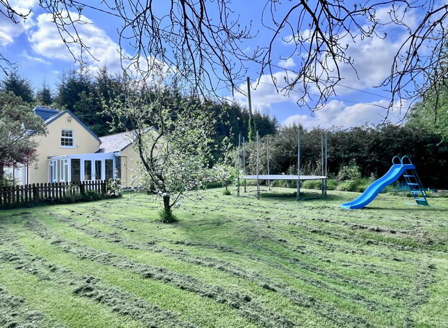 Knockawaddra, Rossmore, Clonakilty, P85E278