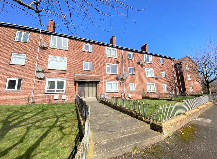 Apt 58 Rosebrook Grove, Carrickfergus, BT38 8NS photo