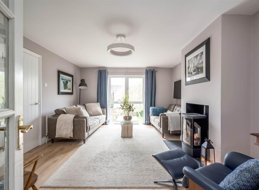 2 Barnetts Chase, Belfast, BT5 7BF
