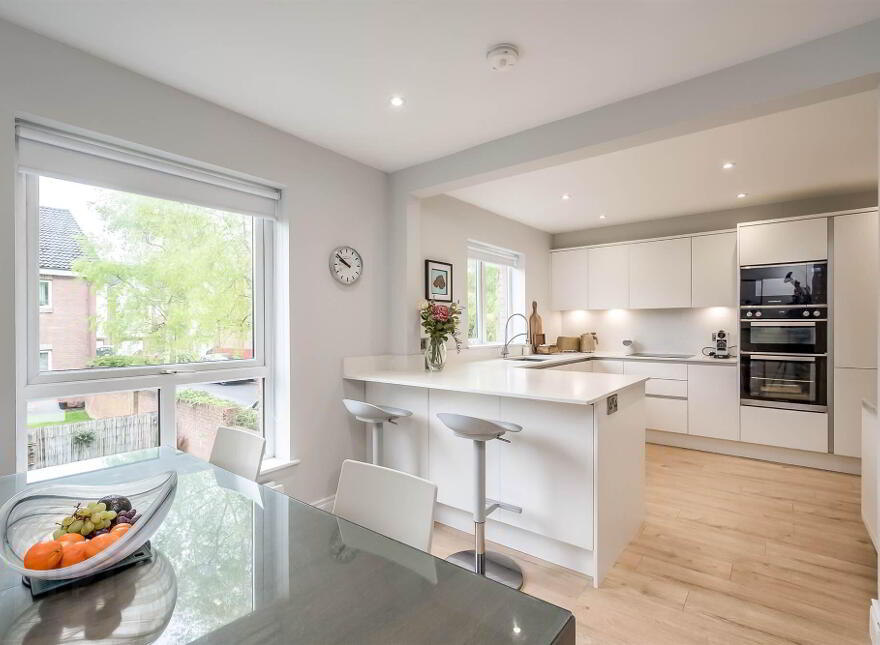 2 Barnetts Chase, Belfast, BT5 7BF