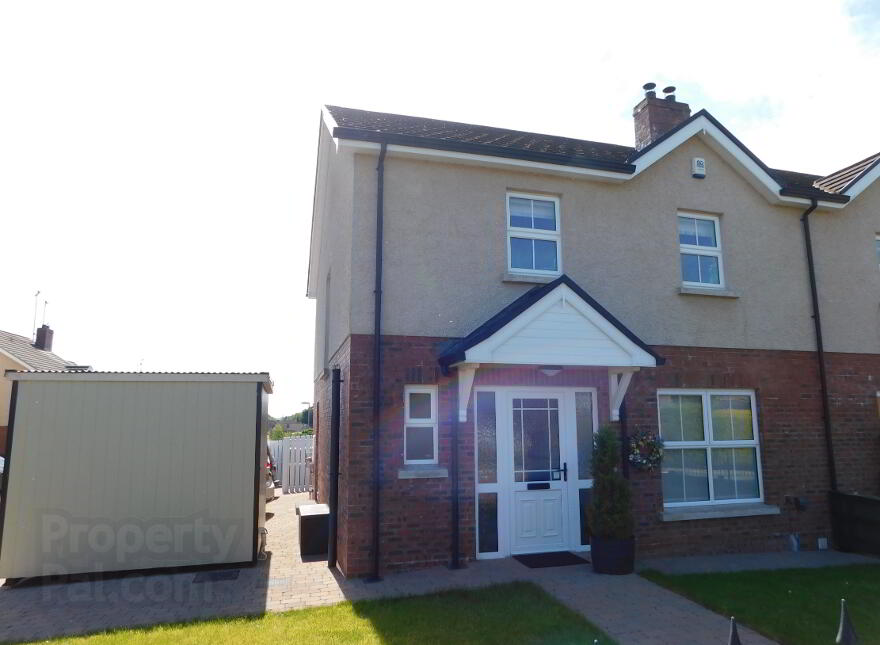 2 Loughview Close, Omagh, BT79 7FY photo