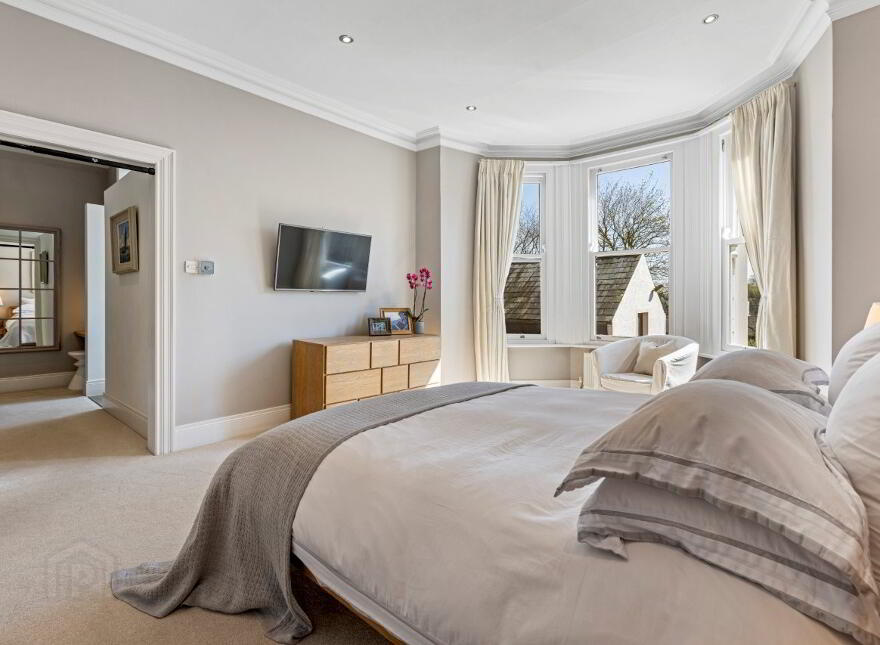 88 Galgorm Road, Ballymena, BT42 1AA