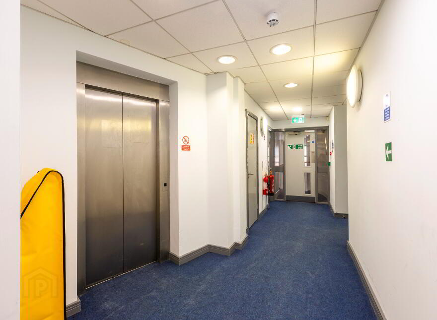 2nd & 3rd Floor Office Suites, 6-10 William Street, Belfast, BT1 1PR