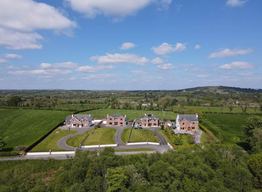 Dunancory, Dunancory, A82TK76