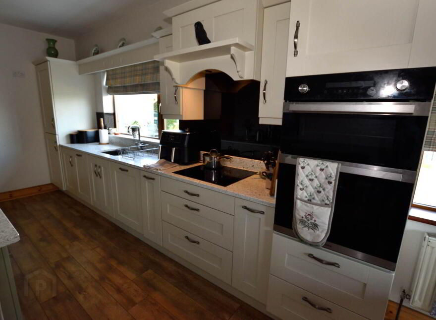 Dunancory, Dunancory, A82TK76