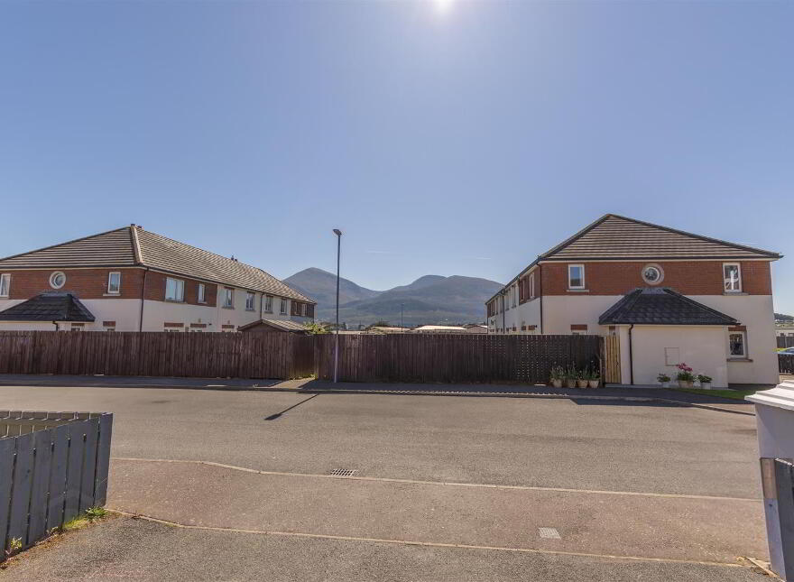 81 Boulevard Park, Newcastle, BT33 0GH