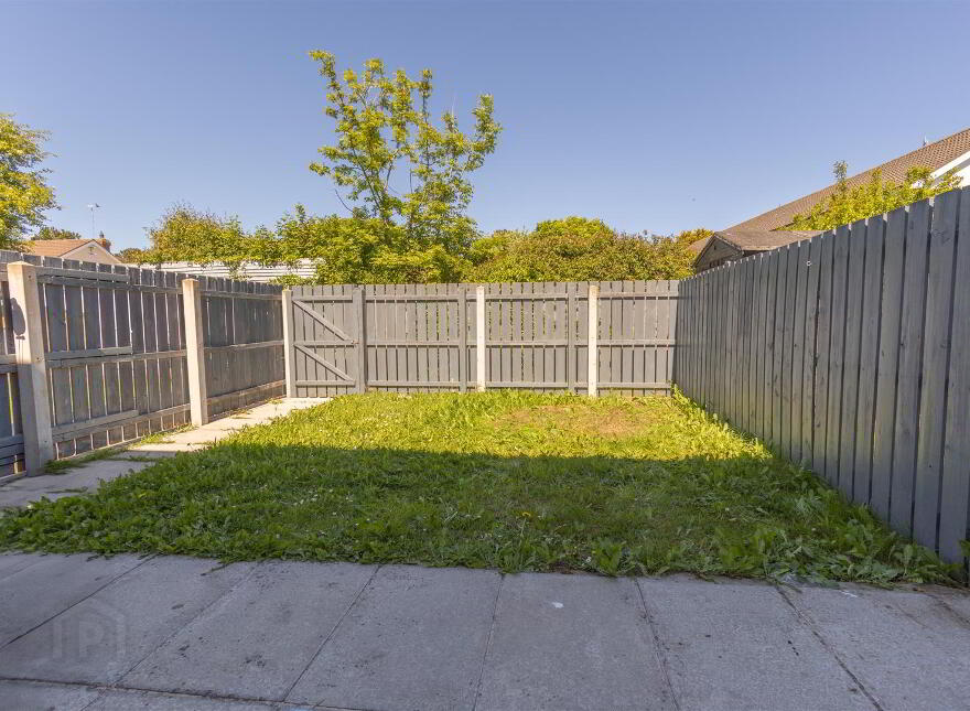 81 Boulevard Park, Newcastle, BT33 0GH