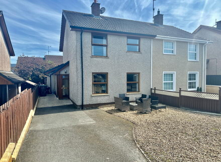 7 Moylinn Close, Silverbridge, Newry, BT35 9PL photo