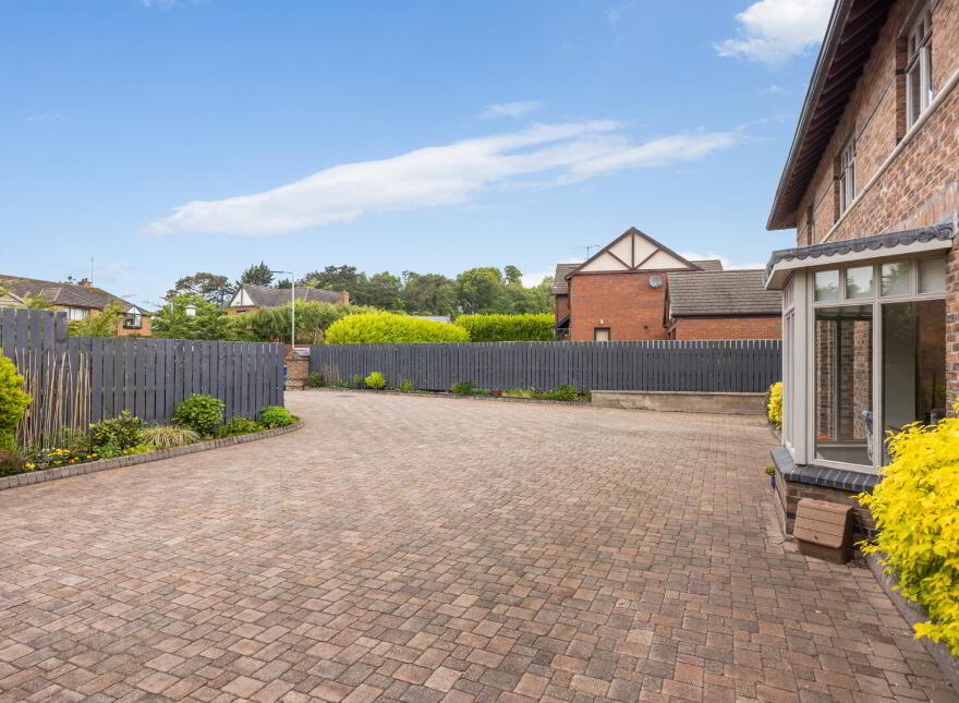 35b Chimera Wood, Helens Bay, Bangor, BT19 1XX