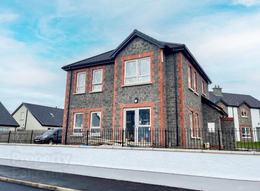 48b Gortnessy Meadows, Drumahoe, Derry / Londonderry, BT47 3FW photo