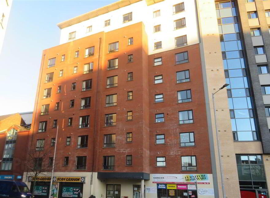 211 College Court Central, Belfast, BT1 6BF photo
