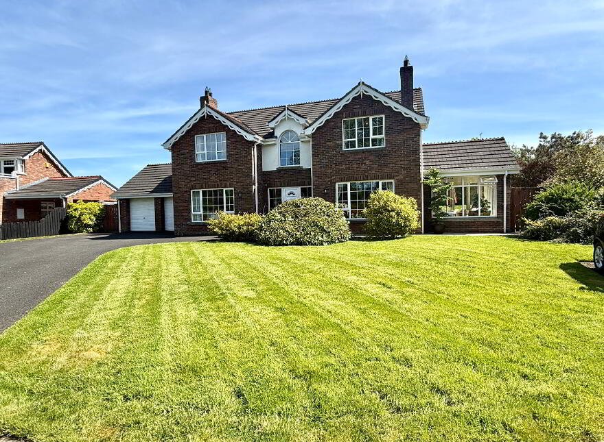 4 Riverview Glen, Eglinton, Derry, BT47 3GN