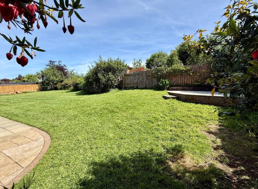 4 Riverview Glen, Eglinton, Derry, BT47 3GN