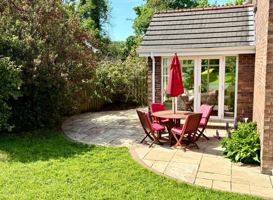 4 Riverview Glen, Eglinton, Derry, BT47 3GN
