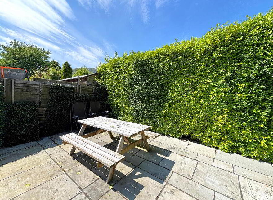 10 Westway Parade, Belfast, BT13 3NX