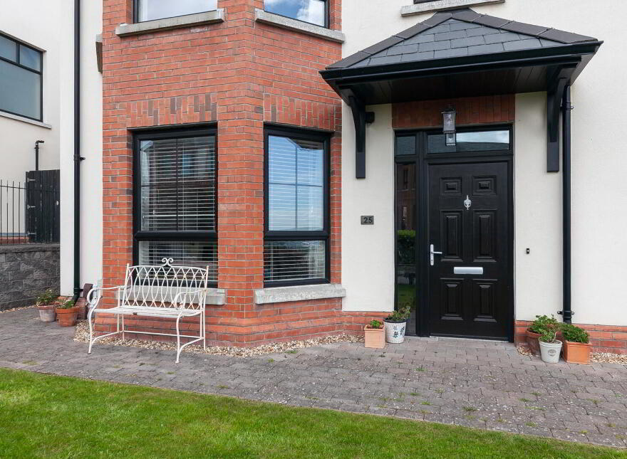 25 Donegall Park Gardens, Belfast, BT15 5EU