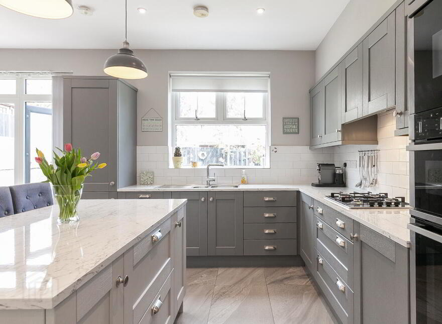 25 Donegall Park Gardens, Belfast, BT15 5EU