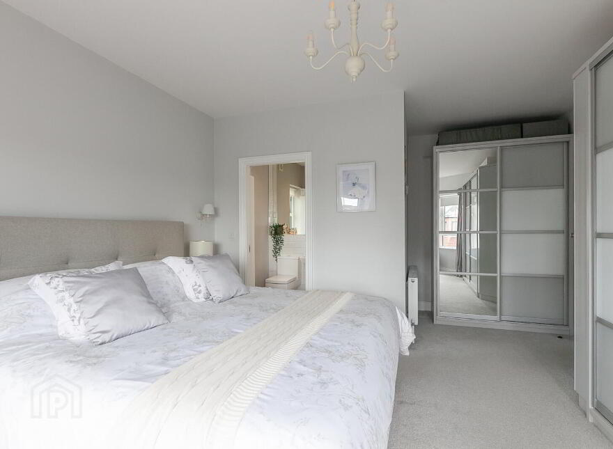 25 Donegall Park Gardens, Belfast, BT15 5EU