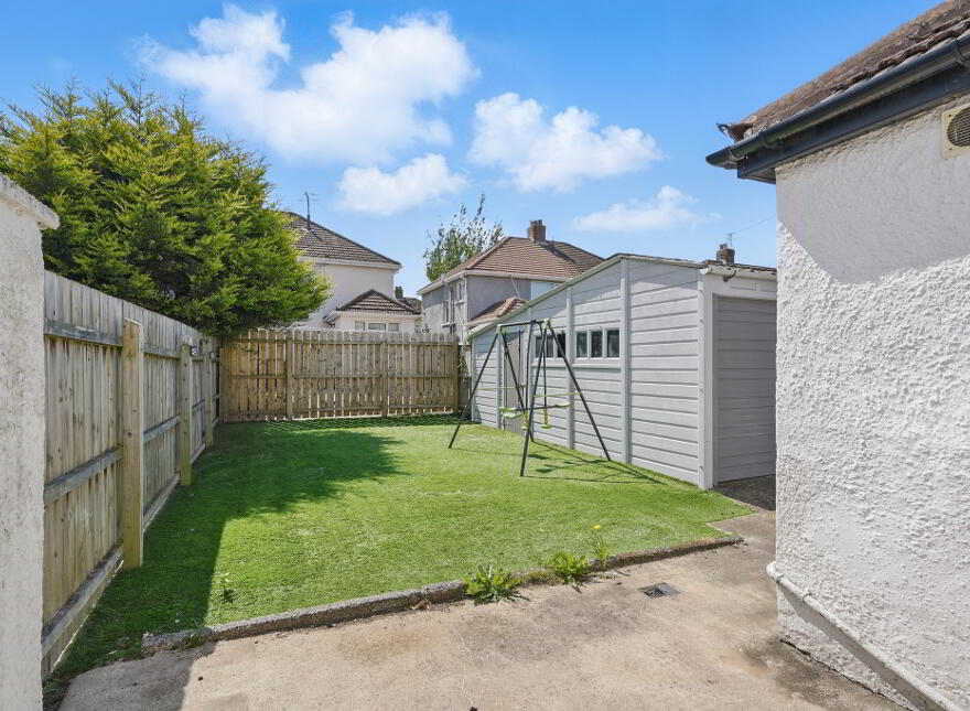 32 Sunderland Road, Belfast, BT6 9LY