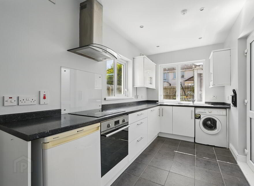 32 Sunderland Road, Belfast, BT6 9LY