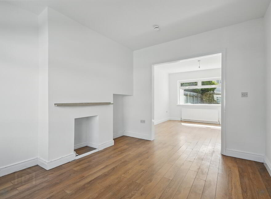 32 Sunderland Road, Belfast, BT6 9LY