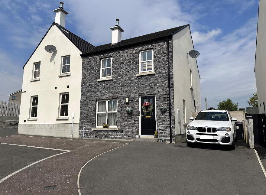 19 Monteith Meadows, Annaclone, Banbridge, BT32 5AP photo