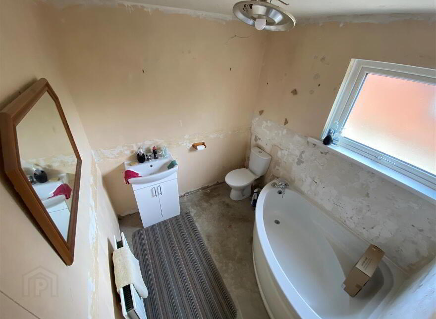 39 Meadowvale Crescent, Bangor, BT19 1HQ
