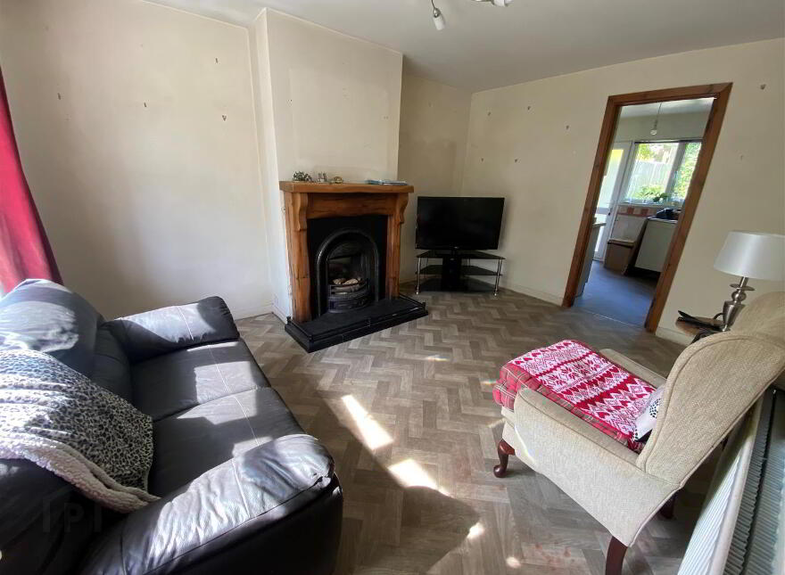 39 Meadowvale Crescent, Bangor, BT19 1HQ