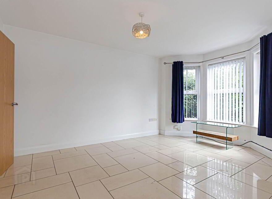 6 Kingsway Court, Kings Road, Belfast, BT5 7EW