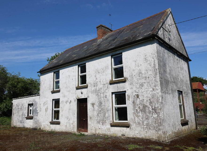 Farmhouse And Farmyard On, C.0.54 Ha Site, Longfordpass, Urlingford, Thurles, E41D290 photo