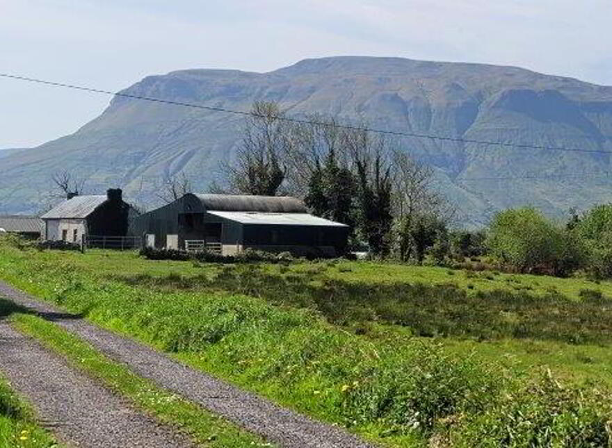 Uragh, Tullaghan