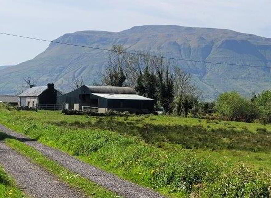 Uragh, Tullaghan