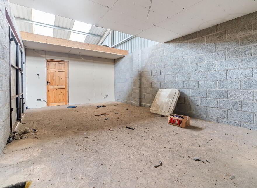 Tooreendaniel, Meelin, Newmarket