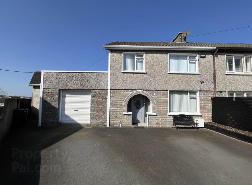 19 Merval Park, Clareview photo